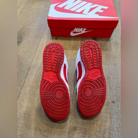 Nike Dunk Low Retro University Red/White - Picture 8 of 9
